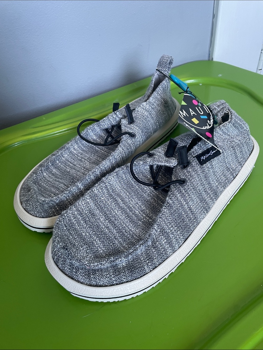 NWT Maui and Sons Men’s size 8 Gray knit lightweight slip on Beach loafers